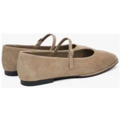 Beige Ballet Flats til kvinder med spænde lavet af blød velour