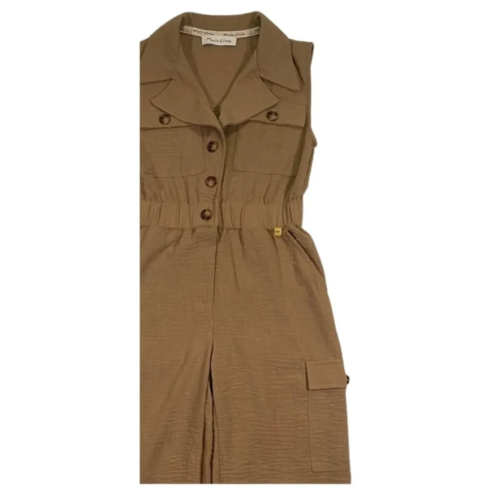 Beige tracksuit med krave og lynlås