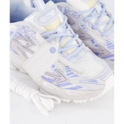 Be Right Back Sneaker