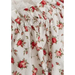 Bluse med blomstermotiv