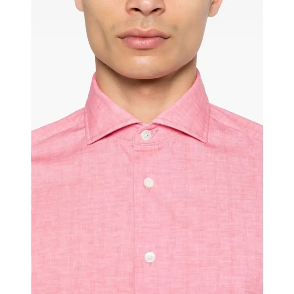 Cutaway Collar Shirt