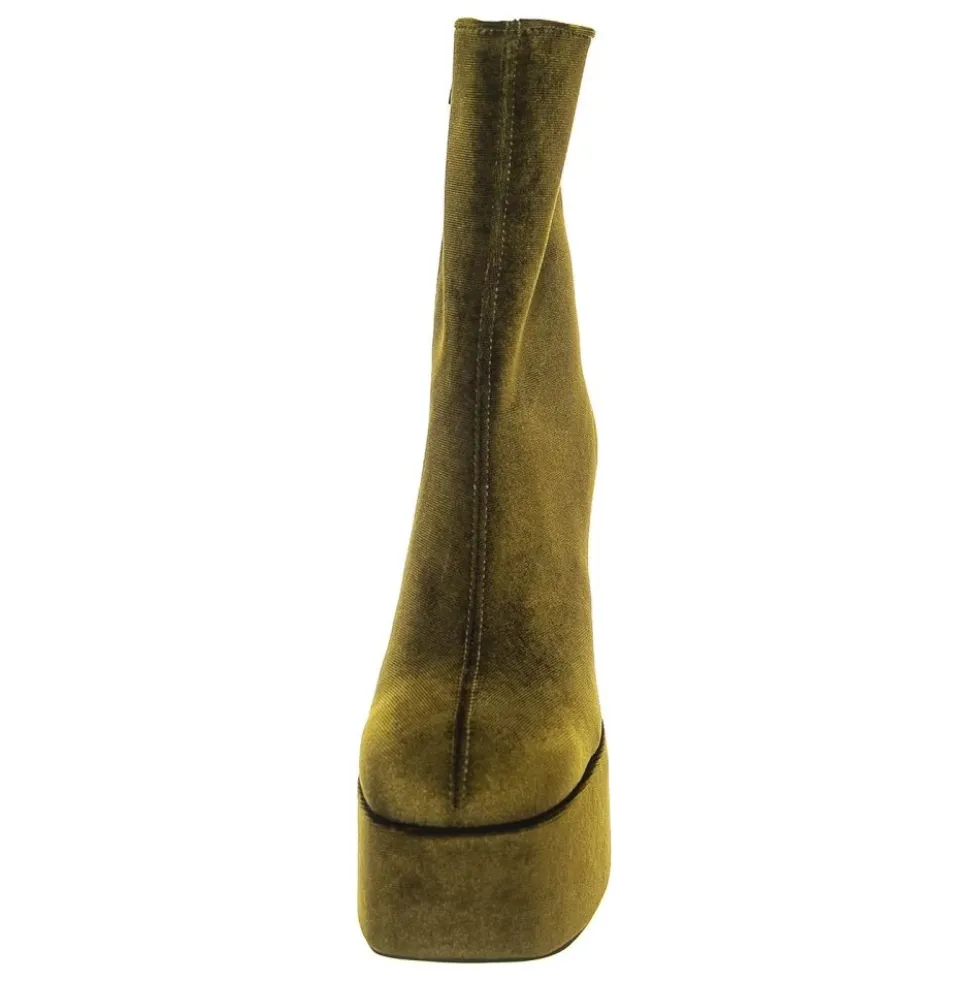 Heeled Boots