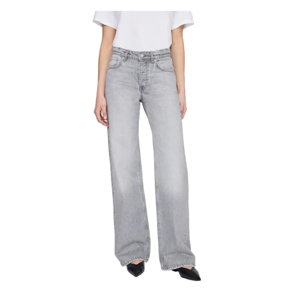 Hugh Jeans