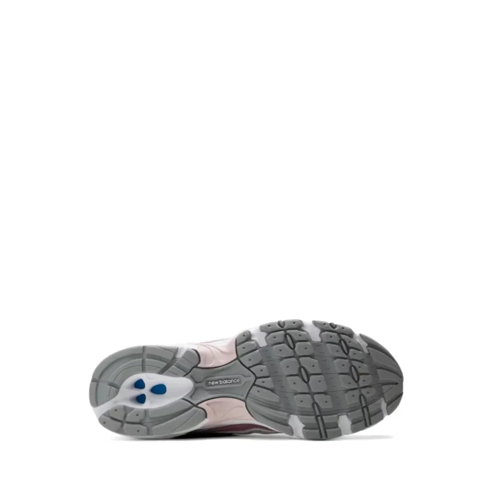 740 Lifestyle Sneakers