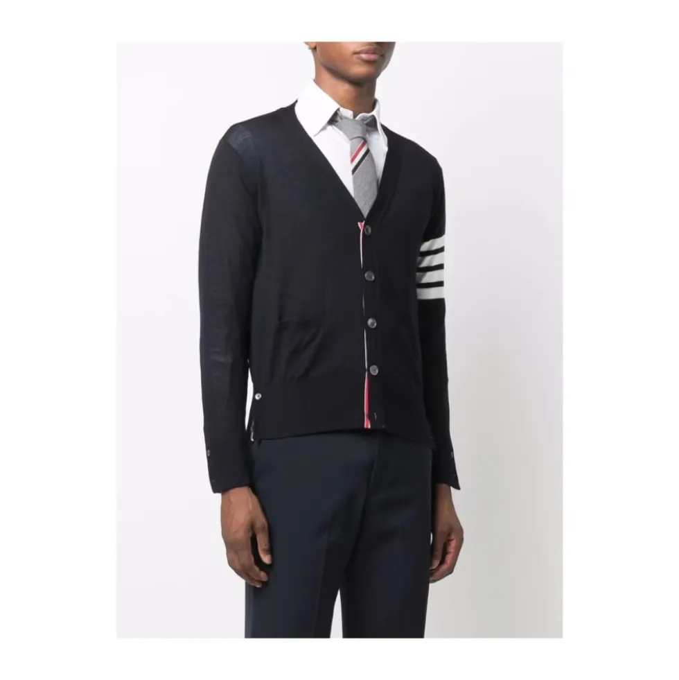 Merinould 4-Bar Klassisk V-hals Cardigan