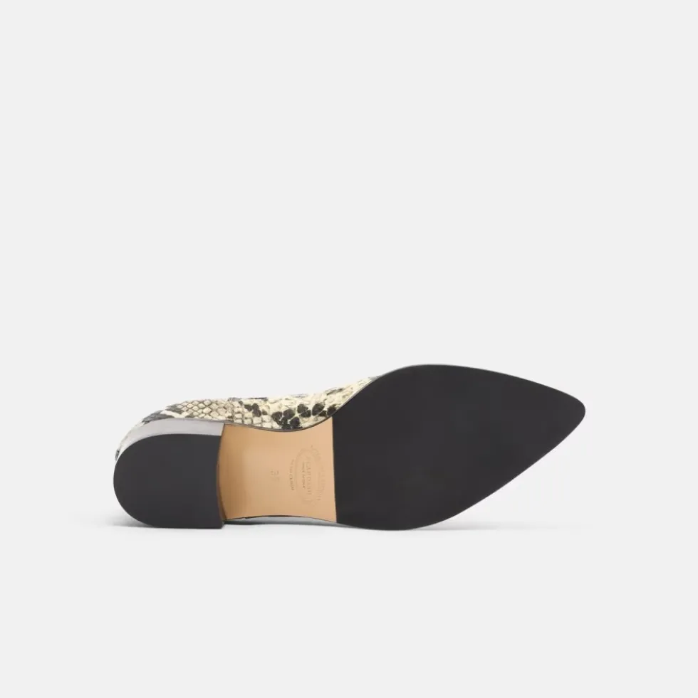 Olivia Chelsea Boot