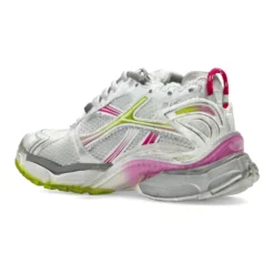 Runner Sneakers