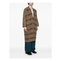 Single-Breasted Coats