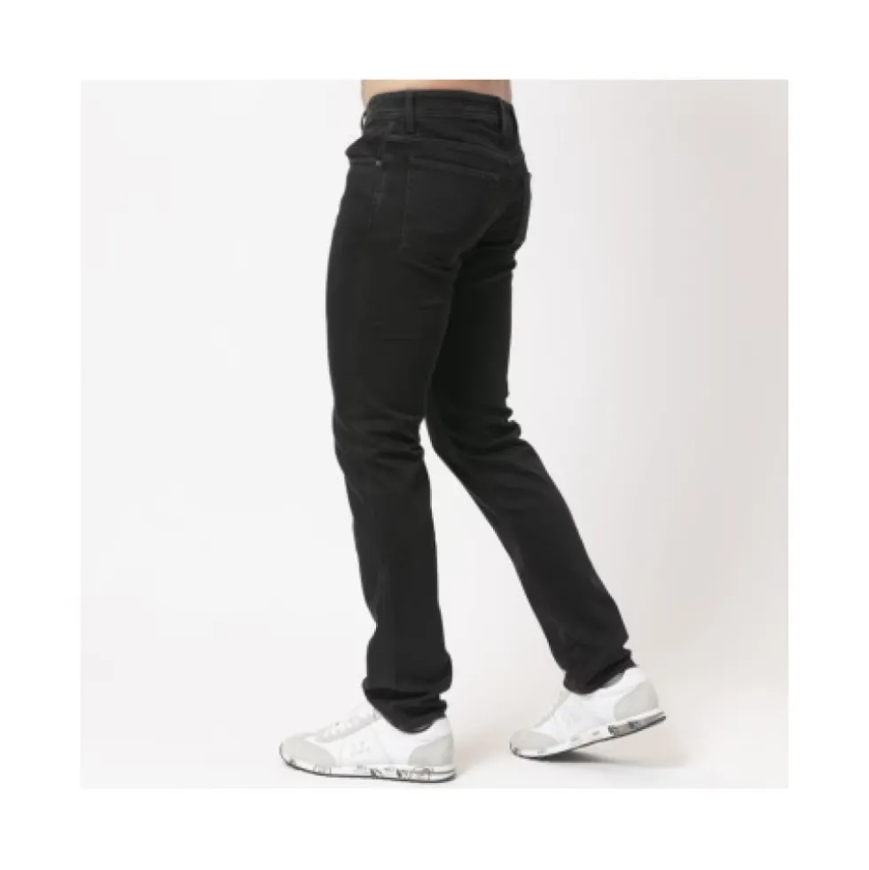 Slim-Fit Bard Straight Jeans