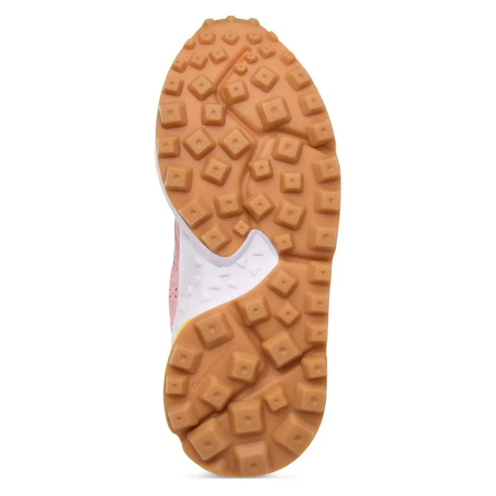 Sneakers i ruskind og teknisk stof