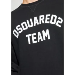Sweatshirts & Hoodies