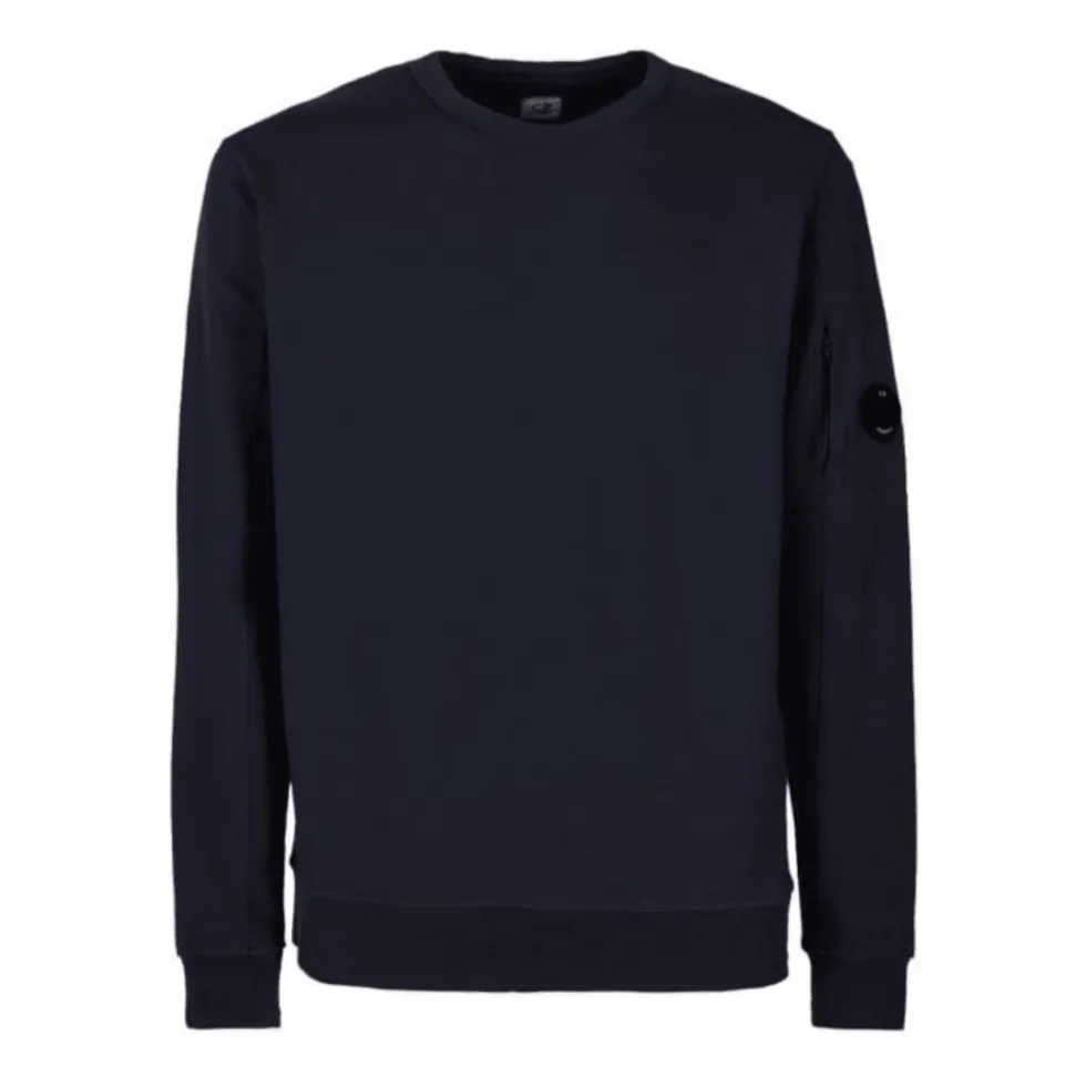 Sweatshirts & Hoodies