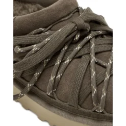Tasman Lace Slipper