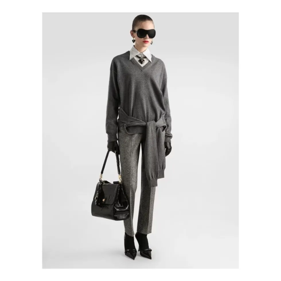 V-Neck Cashmere Pullover